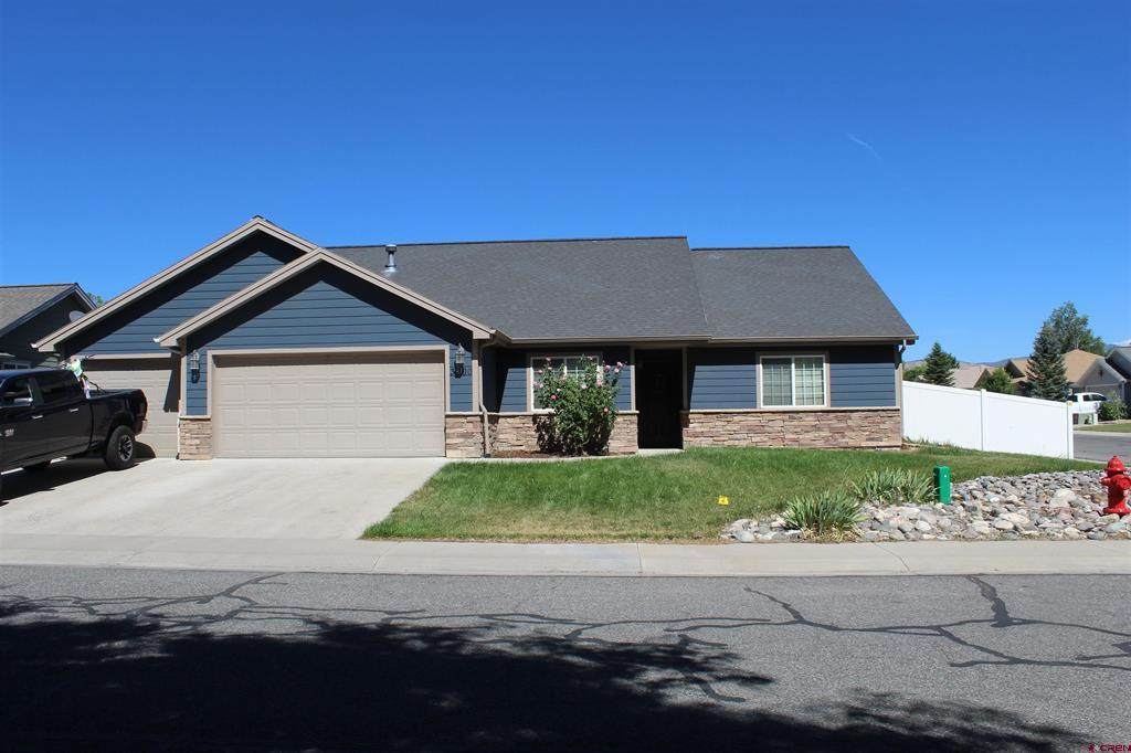3200 Ravens Crest - Photo 1
