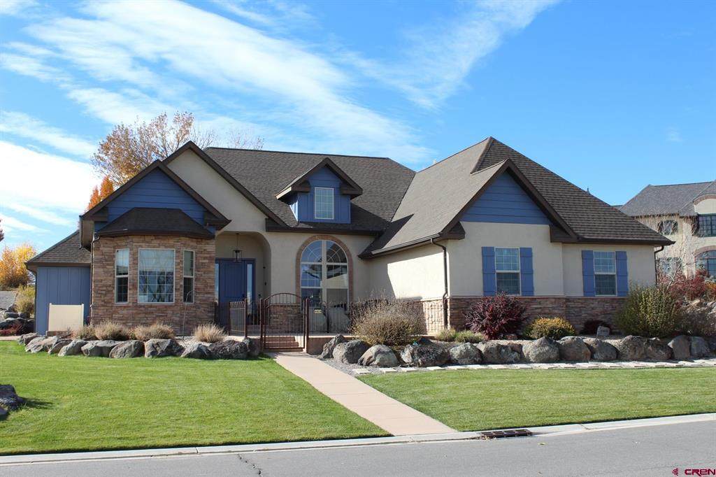 4009 Waterfall Dr Drive - Photo 1