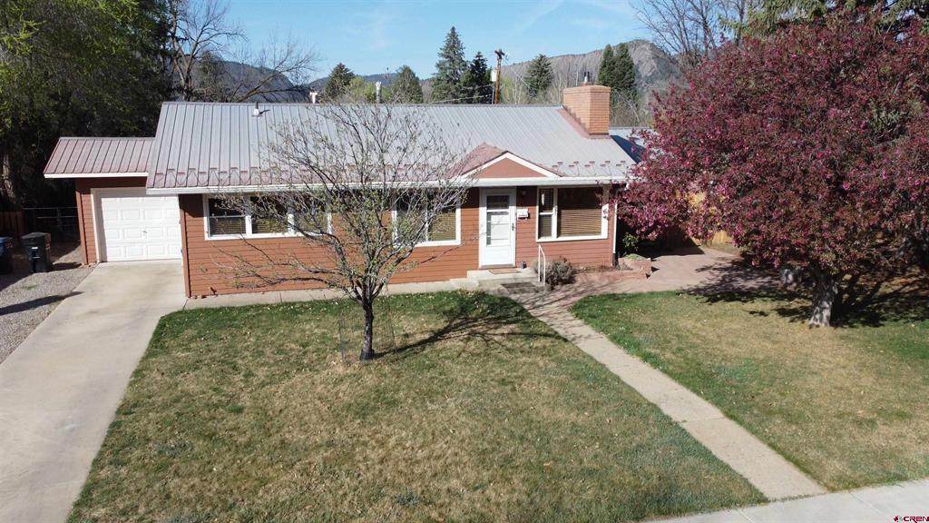 31 La Plata Place - Photo 1