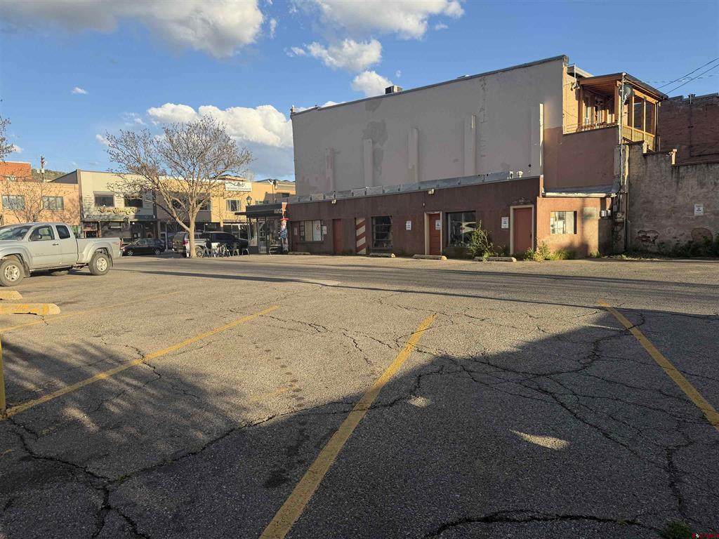 1043 Main Avenue - Photo 1