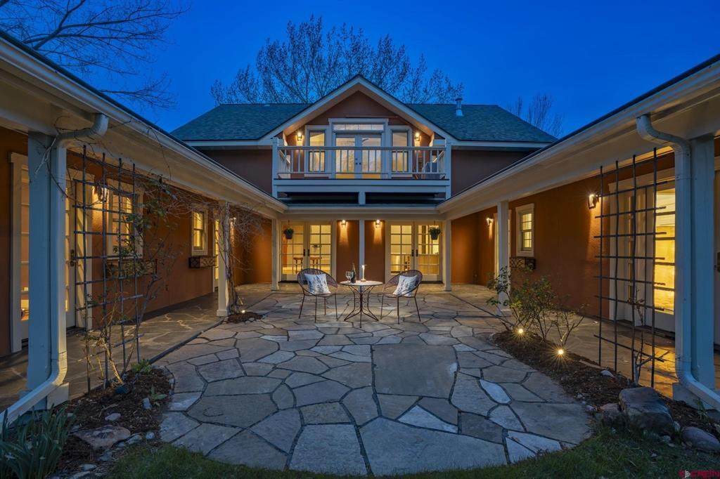 574 Horse Thief Lane - Photo 1