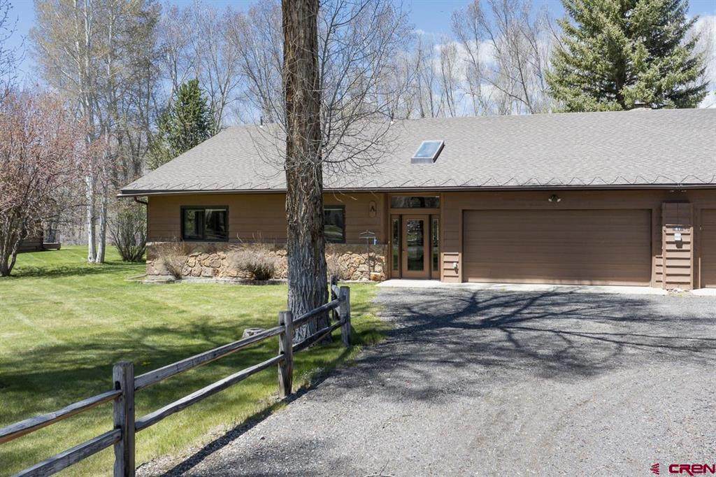 61 Cottonwood Road - Photo 1