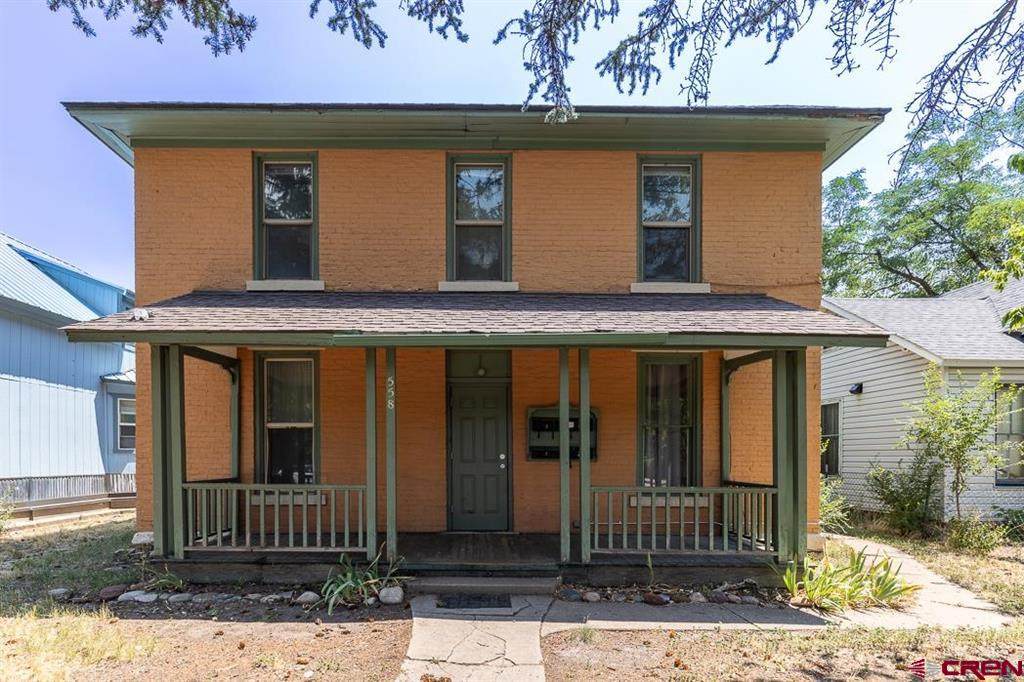 558 4th Avenue - Photo 1
