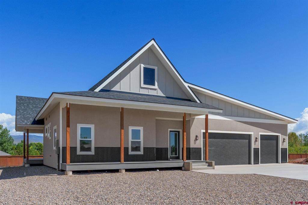 140 Cielo Way - Photo 1