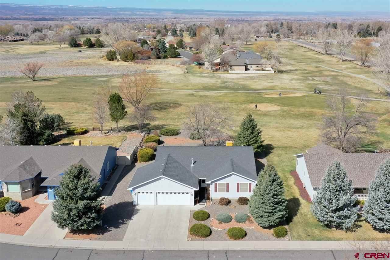 609 Heather Lane - Photo 1