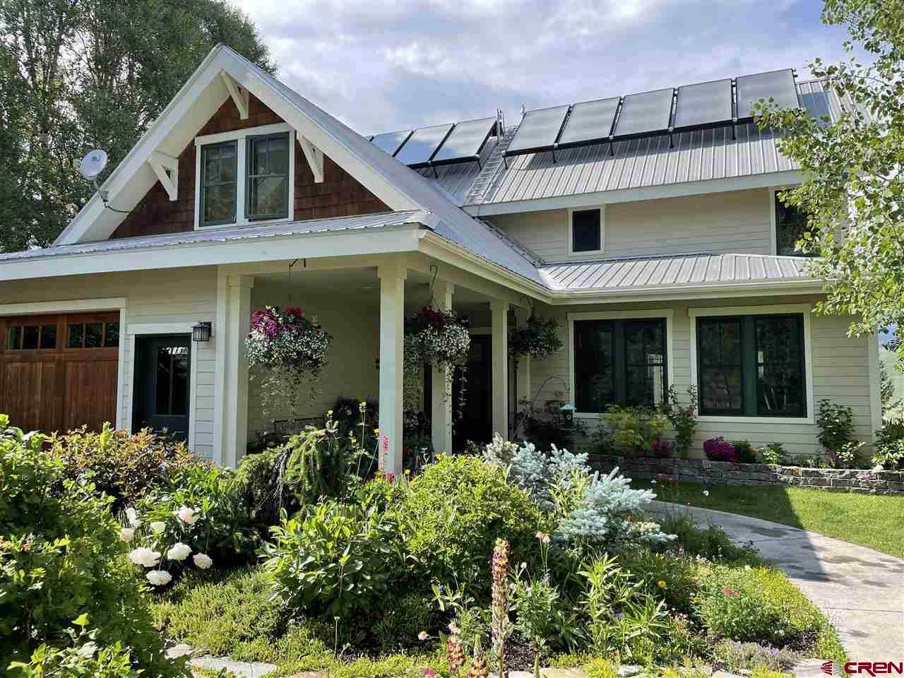 512 Journey's End Road - Photo 1