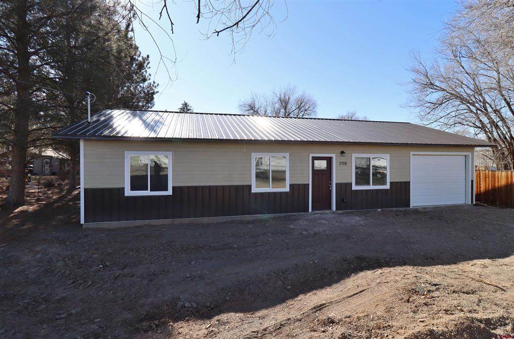 708 Clark Street - Photo 1