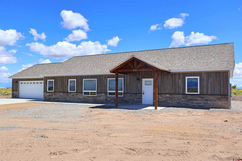 8714 Ridgetop Drive - Photo 1