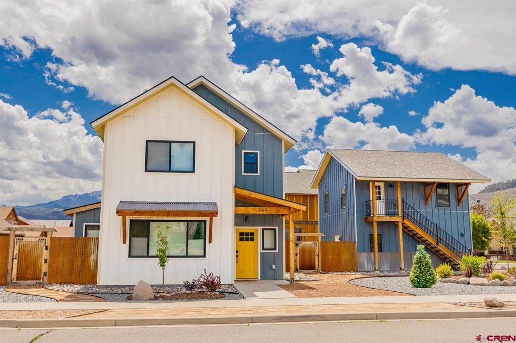 790 and 770 Laura Street - Photo 1