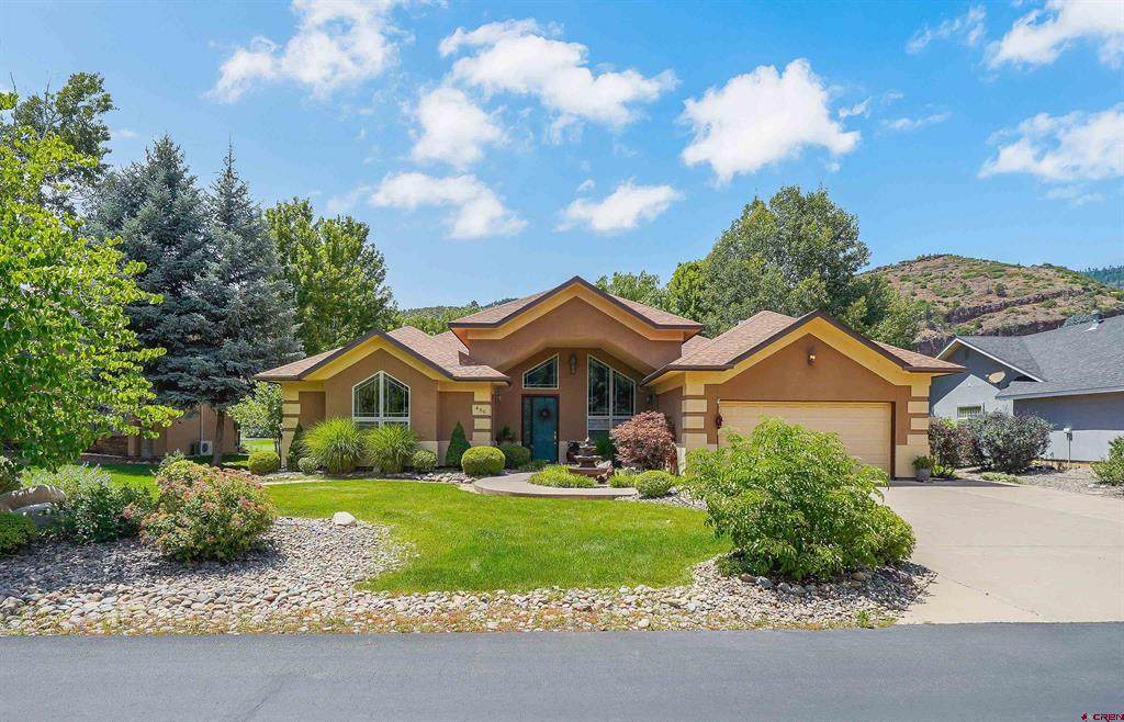 496 Horse Thief Lane - Photo 1