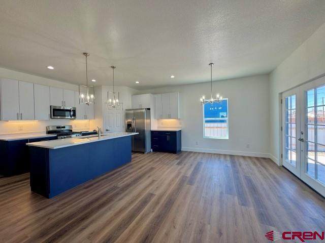 1911 Edison Avenue - Photo 1