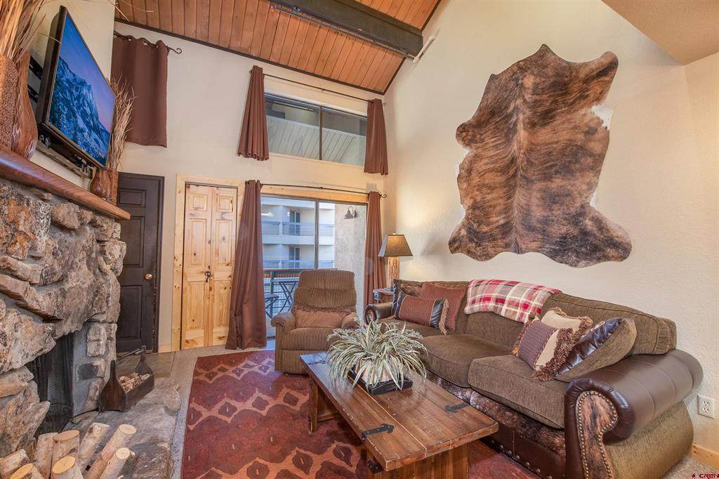 11 Emmons Road - Photo 1