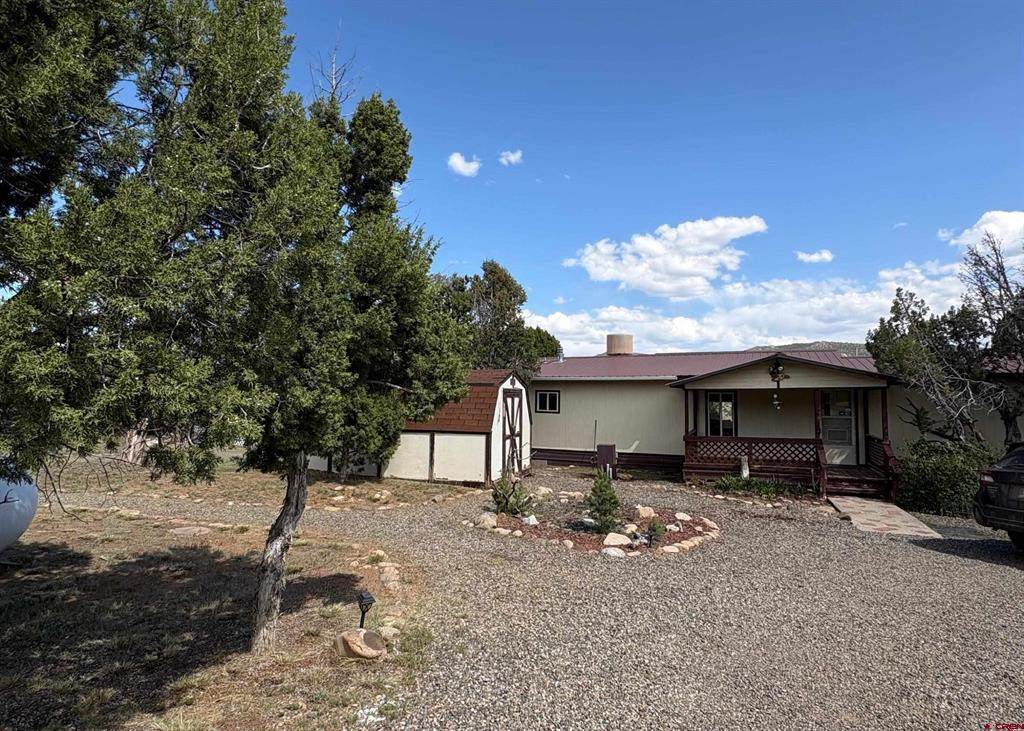94 Eagles Place - Photo 1