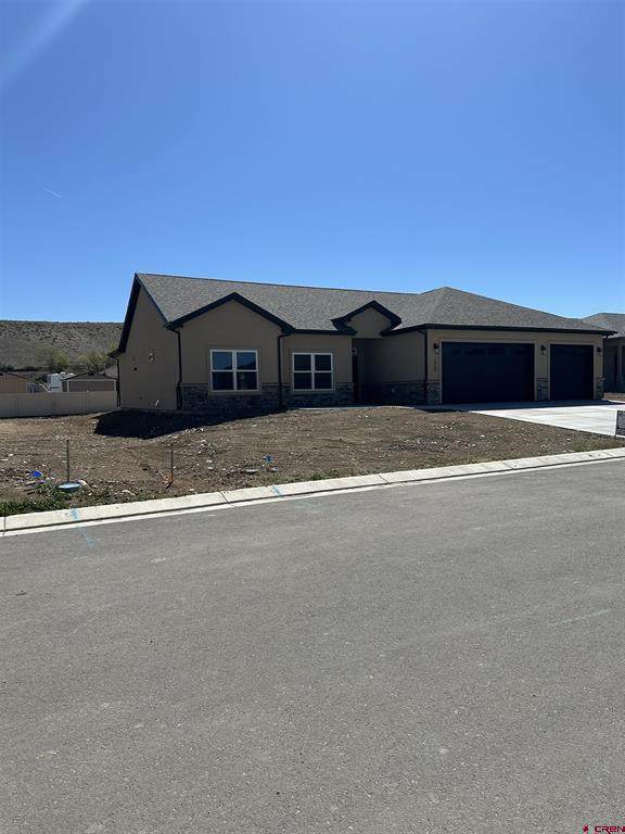 1823 6429 Circle - Photo 1