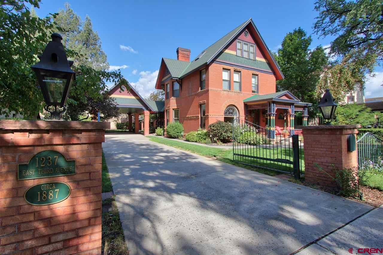 1237 3rd Avenue - Photo 1
