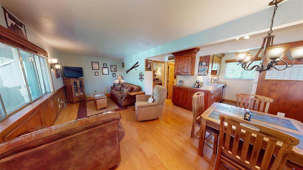 18 Crystal Road - Photo 1