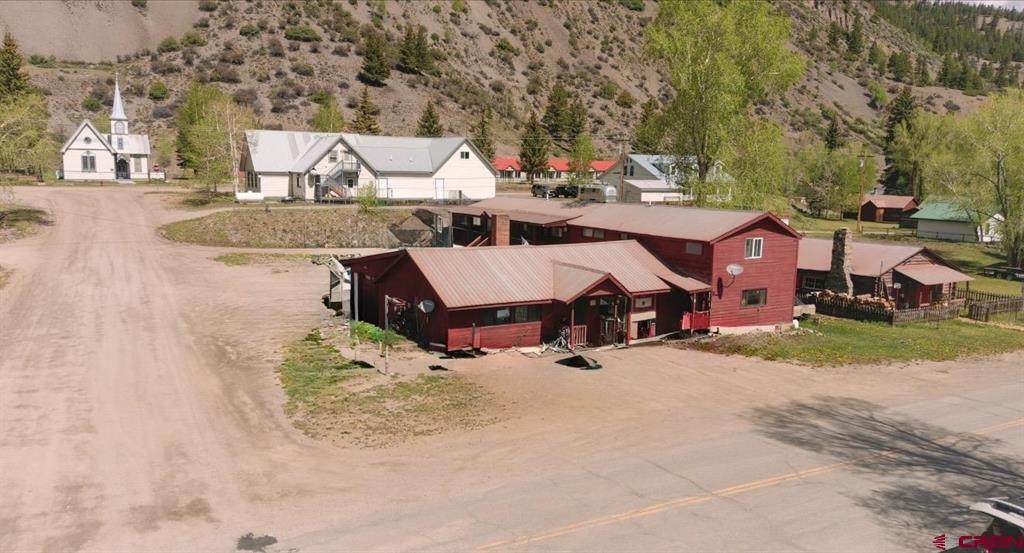 401 Silver Street - Photo 1