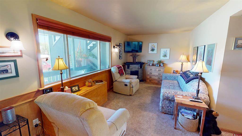 18 Crystal Road - Photo 1