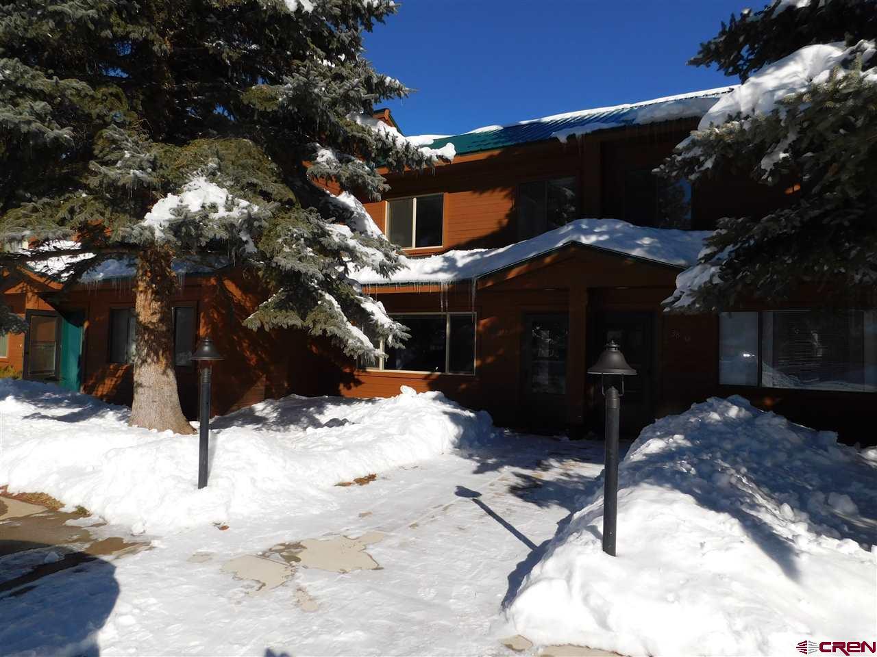 302 Talisman Drive - Photo 1