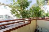 15053 Victory Boulevard - Photo 13
