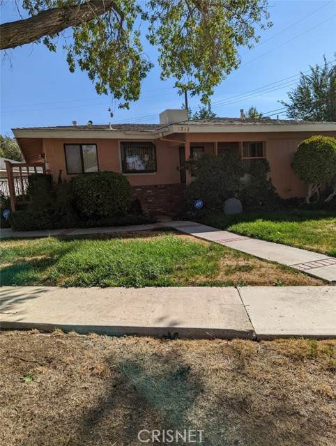 1340 Avenue H10 - Photo 1