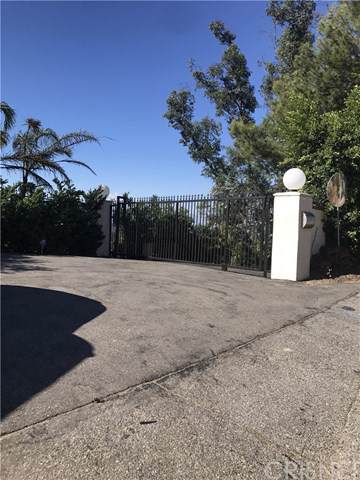 14815 Mulholland Drive - Photo 1