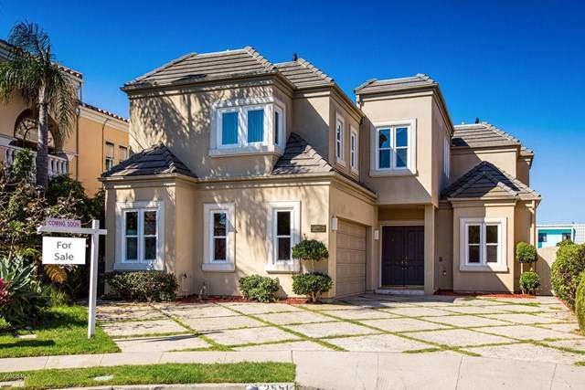 2551 Victoria Avenue - Photo 1