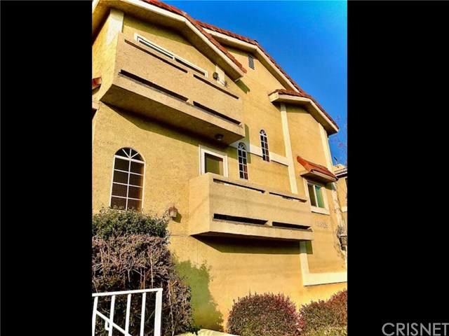 13825 Victory Boulevard - Photo 1