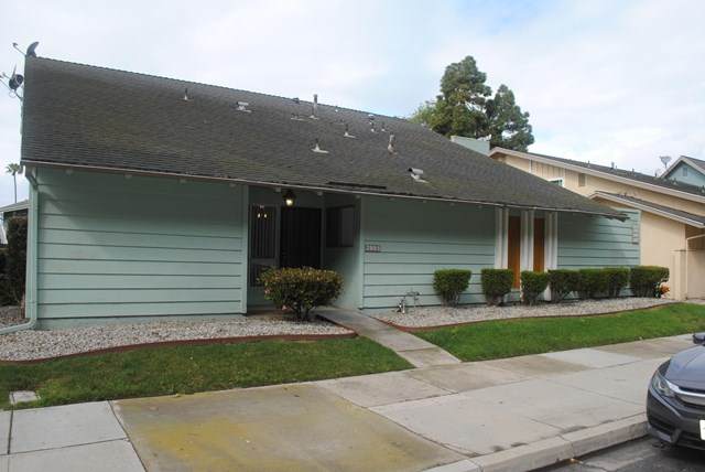 2805 Harbor Boulevard - Photo 1