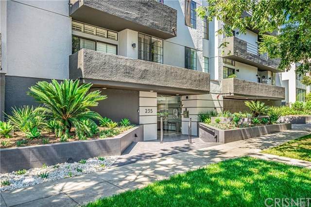 235 Reeves Drive - Photo 1