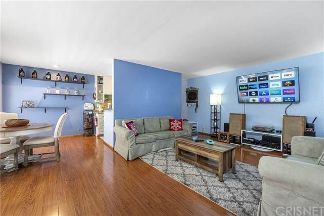 5320 Zelzah Avenue - Photo 1