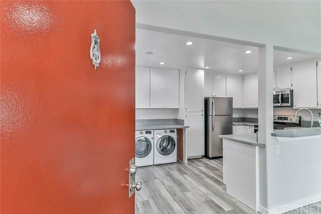 1300 Saratoga Avenue - Photo 1