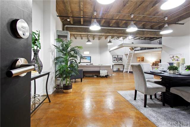 312 5th Street - Photo 1