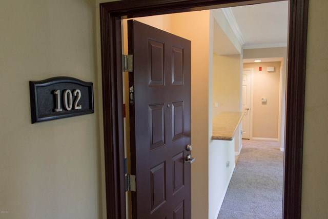453 Country Club Drive - Photo 1