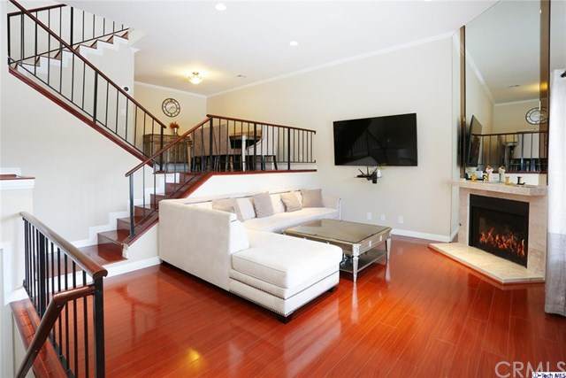 10142 Samoa Avenue - Photo 1