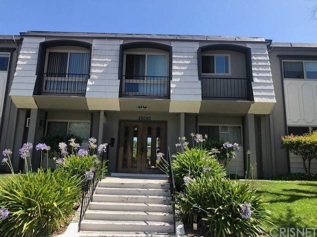 22050 Calvert Street - Photo 1
