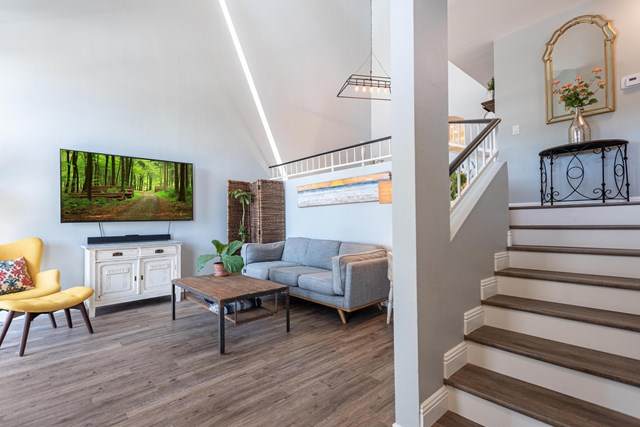 919 Goodman Street - Photo 1