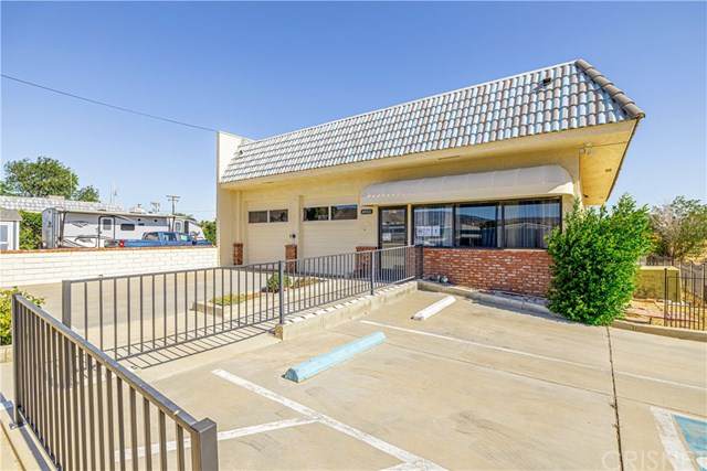 4855 Columbia Way - Photo 1