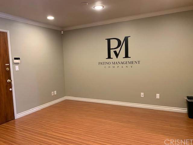 10201 Riverside - Photo 1