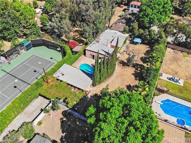15811 Gault Street - Photo 1