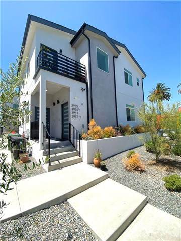 3955 Budlong - Photo 1