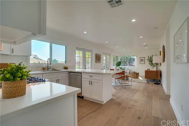 3824 Sunbeam Drive - Photo 1