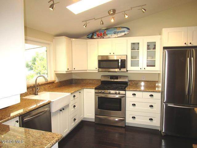 1215 Anchors Way Drive - Photo 1