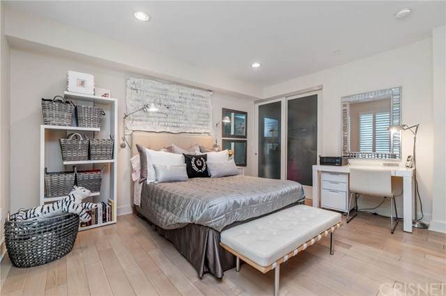 600 Ridgeley Drive - Photo 1