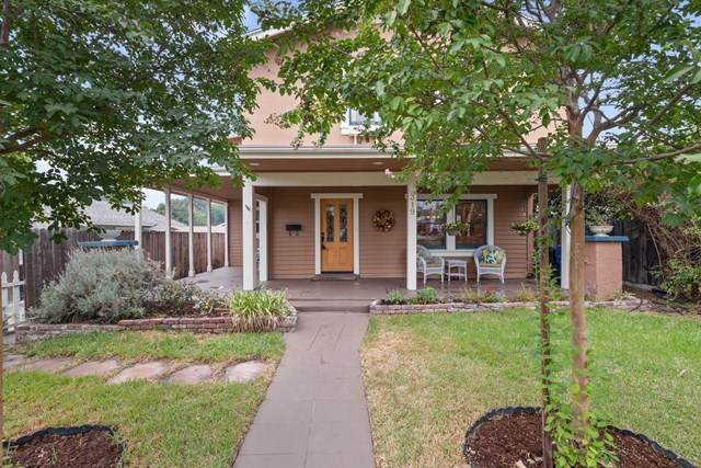 319 Jasmine Avenue - Photo 1