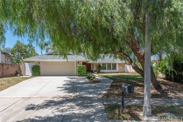 10821 Des Moines Avenue - Photo 1