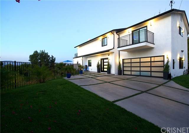 23200 Aetna Street - Photo 1