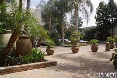 5325 Newcastle Avenue - Photo 1