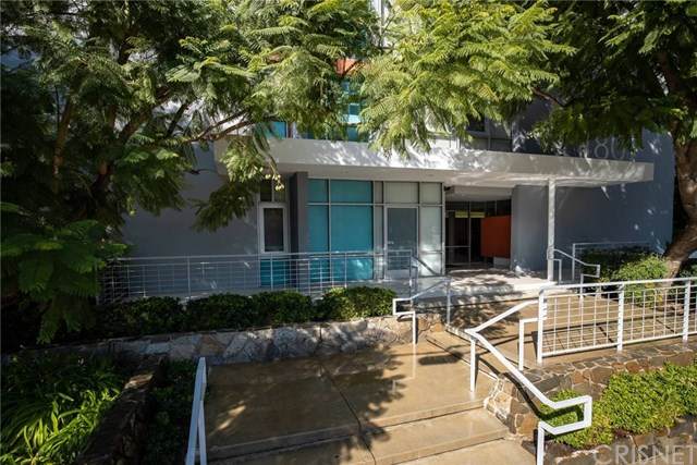4807 Woodley Avenue - Photo 1