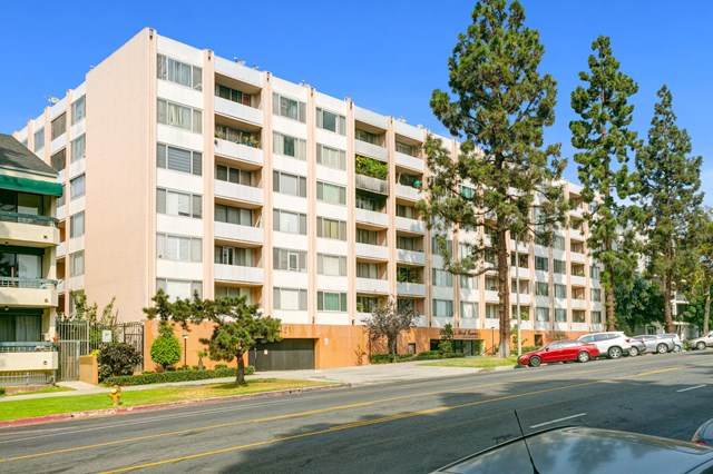 421 La Fayette Park Place - Photo 1